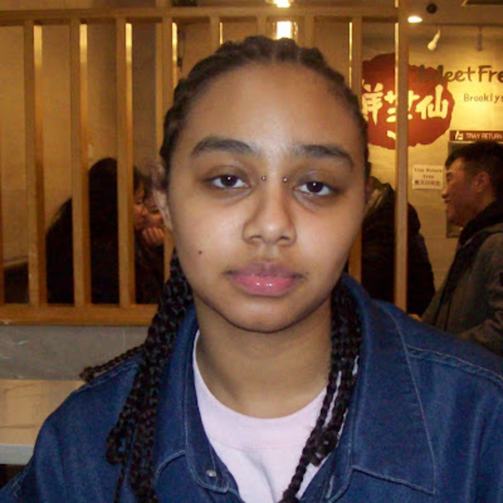 Meet your Posher, Cece